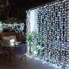 Elegear Tenda Luminosa Natale 6x3M 600LED, Tenda Luci 8 Modalità con Memoria Impermeabilità IP44 Luci Natale Esterno Cascata Decorazioni per Festa, Giardino, Natale, Matrimonio, Bianco Freddo
