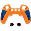 MatoSan Custodia in silicone compatibile con controller PS5, cover con impugnature testurizzate e 2 copristick - Arancione-Blu