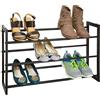 mDesign Scarpiera telescopica - Scarpiera estraibile fino a 78,7 cm in metallo con 3 livelli - Scaffale per scarpe salvaspazio - nero