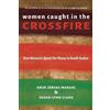 Abuk Jervas Makuac Susan Lynn Clark Women Caught in the Crossfire (Tascabile)