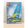 LEGO Technic 42105 - Catamarano da Regata Nuovo MISB
