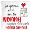 Mr. Gadgets Cuscino Festa dei Nonni con Imbottitura e Federa Personalizzabile con Nomi - Dimensioni 40x40 cm… (Nonna Migliore)