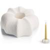 Danilovo Portacandele Danilovo in Ceramica Minimalista | Scultoreo Moderno, Per Candele Taper, Finitura Effetto Pietra Texturizzata Bianca, Decorazione per Casa, 1 pz