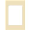 - Passepartout pretagliato beige 10x15 cm foro 7x10 cm