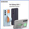SAMSUNG Custodia Protettiva Verticale in Silicone Originale Samsung Galaxy S24+ con Supporto Integrato S24 Plus EF-GS926