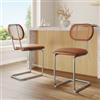 DEGHI Set 2 sgabelli in similpelle cognac e schienale in rattan naturale con gambe a sbalzo cromo - Vinda