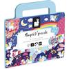 Janod, Magneti'Puzzles Unicorni, Puzzle Magnetico Bambini da 24 Pezzi | Valigetta Portatile con Tasche Laterali e Sfondo Modello, Cartone FSC, Da 3 Anni, Motricità Fine e Osservazione