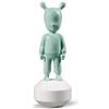 LLADRÓ Figurina The Green Guest. Modello Piccolo. Figurina The Guest di Porcellana.