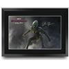 HWC Trading Spider-Man (No Way Home) Scene 2 Regali Stampati Autografo Firmato Immagine Per Gli Appassionati Di Memorabilia Di Film - A3 Incorniciato