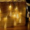 VoltShine Ghirlanda di luci a LED a goccia di pioggia, 3 batterie AA bianco caldo 2,5 m, ideale per decorare spazi e creare un'atmosfera accogliente.