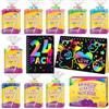 Pigipigi Kids Scratch Art bambini 24 Set, gadget compleanno bambini | 24 Set con Quaderno Grattare, Stencil e Penna Legno, regalini fine festa compleanno bambini, lavoretti creativi