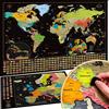 W WANDERLUST MAPS Mappa del Mondo da Grattare con Extra Mappa Europa - Poster XXL Interattivo e Educativo - Alta Qualità, Decorazione da Parete - Regalo Perfetto per Viaggiatori