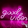 XPJBKC Scritta Neon Good Vibes, Scritta LED Neon da Parete, Alimentata da USB Insegne Luminose, neon Light Good Vibes per Camera da Letto, Bar, Compleanno, Festa, Decorazione per Matrimoni