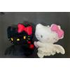 Sanrio Set 2 mascotte peluche angelo diavolo Hello Kitty catena a sfera nero...