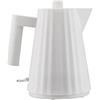 Alessi Plissé - Bollitore Elettrico in Resina Termoplastica, 100 cl, Bianco | Bollitore elettrico disegnato da Michele De Lucchi, per acqua, tè e tisane