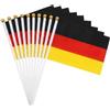 BODZWI Set di 30 Bandierine Germania con Asta 14x21 cm - Bandierine Tedesche Manuali con Bastoncino in Plastica per Tifosi, Eventi Sportivi, Feste a Tema e Parate - Bandiera Germania Piccola