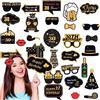 COSORO 32 pezzi Accessori Photo Booth Compleanno 30 Anni Oro Nero,Kit Festa Compleanno Barba Occhiali Maschera,Accessori Foto per Feste Matrimonio Carnevale Halloween Natale per Bambini e Adulti