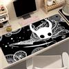Bandai Tappetino per mouse da gioco Hollow Knight Anime - Tappetino per mouse da computer in gomma bianco e nero per giocatori, accessorio per tastiera da scrivania, regalo