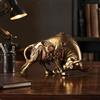 Statuetta di toro steampunk in resina, figura decorativa in resina, dettagliata