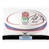 Exclusive Memorabilia Pallone da rugby inglese autografato da Martin Johnson. Vetrina con targa.