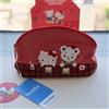 Familiare Familiar x Hello Kitty Red Pouch Collaboration Cute Face inutilizzato nuovo
