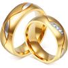 Whoiy Coppia di fedi nuziali in acciaio inox oro, 6 mm, set di anelli di fidanzamento lucidati con zirconi e anelli di nozze con incisione personalizzata per lui e per lei