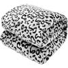 SEEGU Coperta in pile Fuzzy Tolddler nera morbida coperta per bambini leggera e accogliente piccola coperta da viaggio per ragazze ragazzi donne uomini adolescenti divano divano