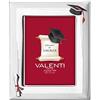 VALENTI & CO. Cornice portafoto di valenti. Cornice portafoto in argento laminato con cappello laurea e pergamena ideale per regalo di laurea. Le dimensioni sono 13x18 cm. La referenza è 51049 4l