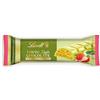 Lindt Snack Tokyo Style Chocolate, Snack di Cioccolato Bianco al tè Matcha con ripieno aromatico di fragola, Formato 40g