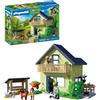 Playmobil Casetta in legno con balcone, cucina, letti, animali e numerosi accessori. Adatta a bambini dai 4 anni in su. Codice prodotto: 72162. Casa di campagna
