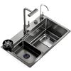 SINKONE Lavello da cucina multifunzione in acciaio inox con getto a cascata | Finitura nera, doccetta estraibile e display LED della temperatura per facilitare le attività quotidiane in cucina.