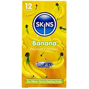 Skins Sexual Health Confezione multipla di preservativi aromatizzati alla banana. Nessun odore di lattice e lubrificazione extra per il massimo comfort e piacere, Confezione da 12